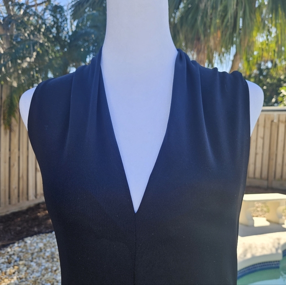 NEW Zara Sleeveless Black Bodysuit Size M Bodycon Minimalist Monochrome Tailored - Picture 4 of 11